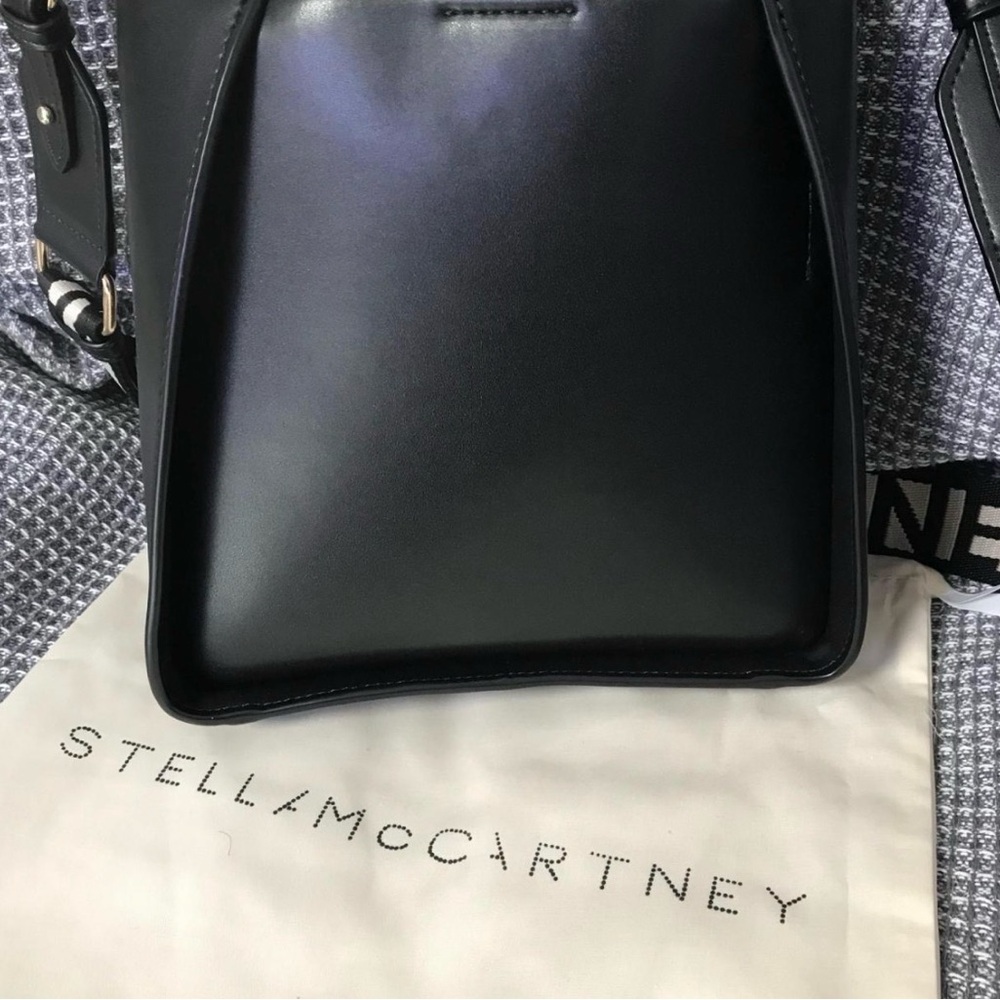Stella McCartney Mini Faux Leather Crossbody Bag with dust cover - Picture 3 of 12
